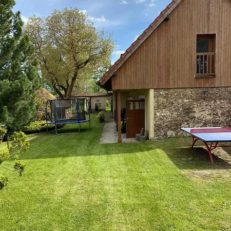 Country house U Veseckych Benesov (Central Bohemian)